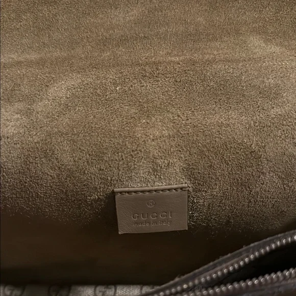 Gucci Brown Monogram Shoulder Bag - Picture 3 of 4